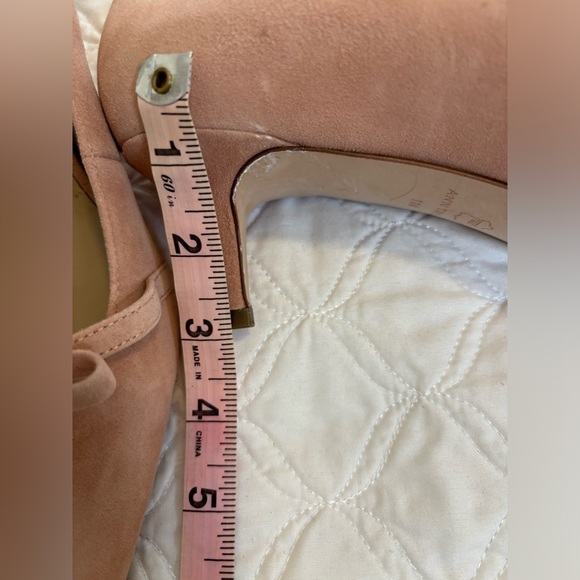 ANNE TAYLOR Pink Suede Kitten-Heel Shoes - Picture 3 of 8